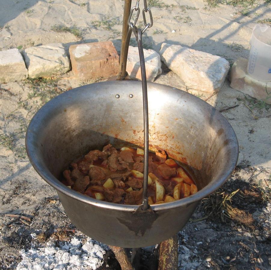 Camping Fantazia Tanya Szentkirály 外观 照片